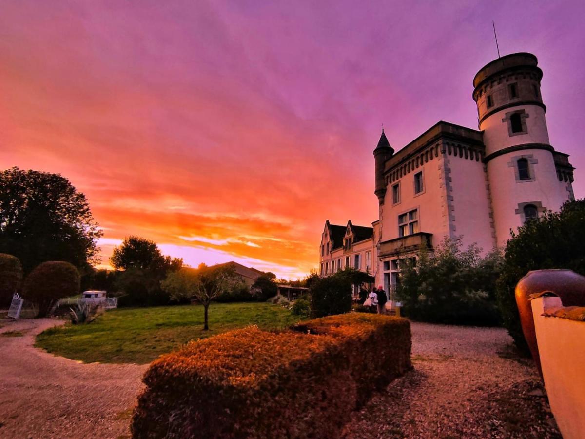 Chateau De Villeneuve - Montolieu Zewnętrze zdjęcie
